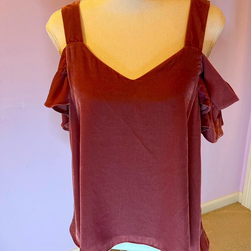 Bardot Topshop cold shoulder flutter top perfect for evening out. Like new.